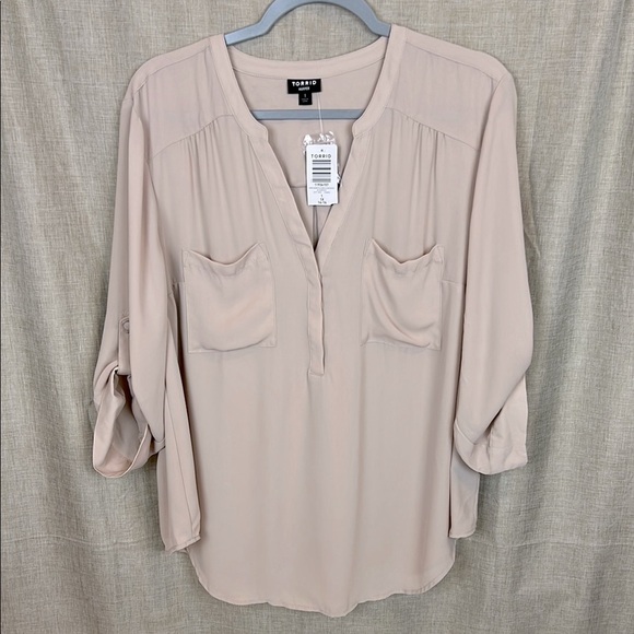 Torrid Harper New Women’s 1X Georgette Pullover Quarter Sleeve Curved Blouse - Picture 1 of 7